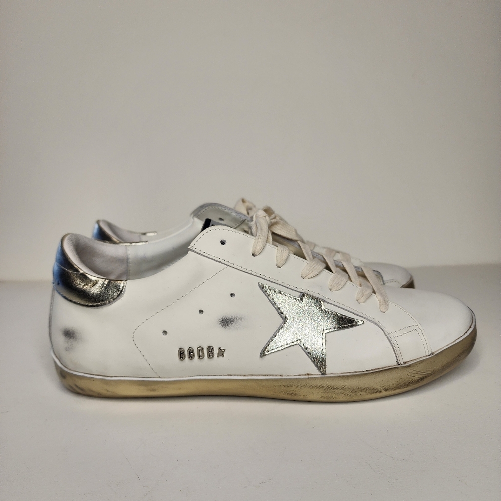 Golden Goose (Unisex) Superstar Sneaker